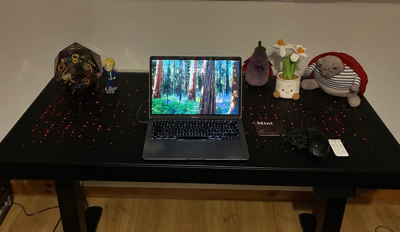 I spent two months using the Eureka Ergonomic Wonder Glowing Glass Desk, and it’s beautiful — but there’s one small problem I spent two months using the Eureka Ergonomic Wonder Glowing Glass Desk, and it’s beautiful — but there’s one small problem