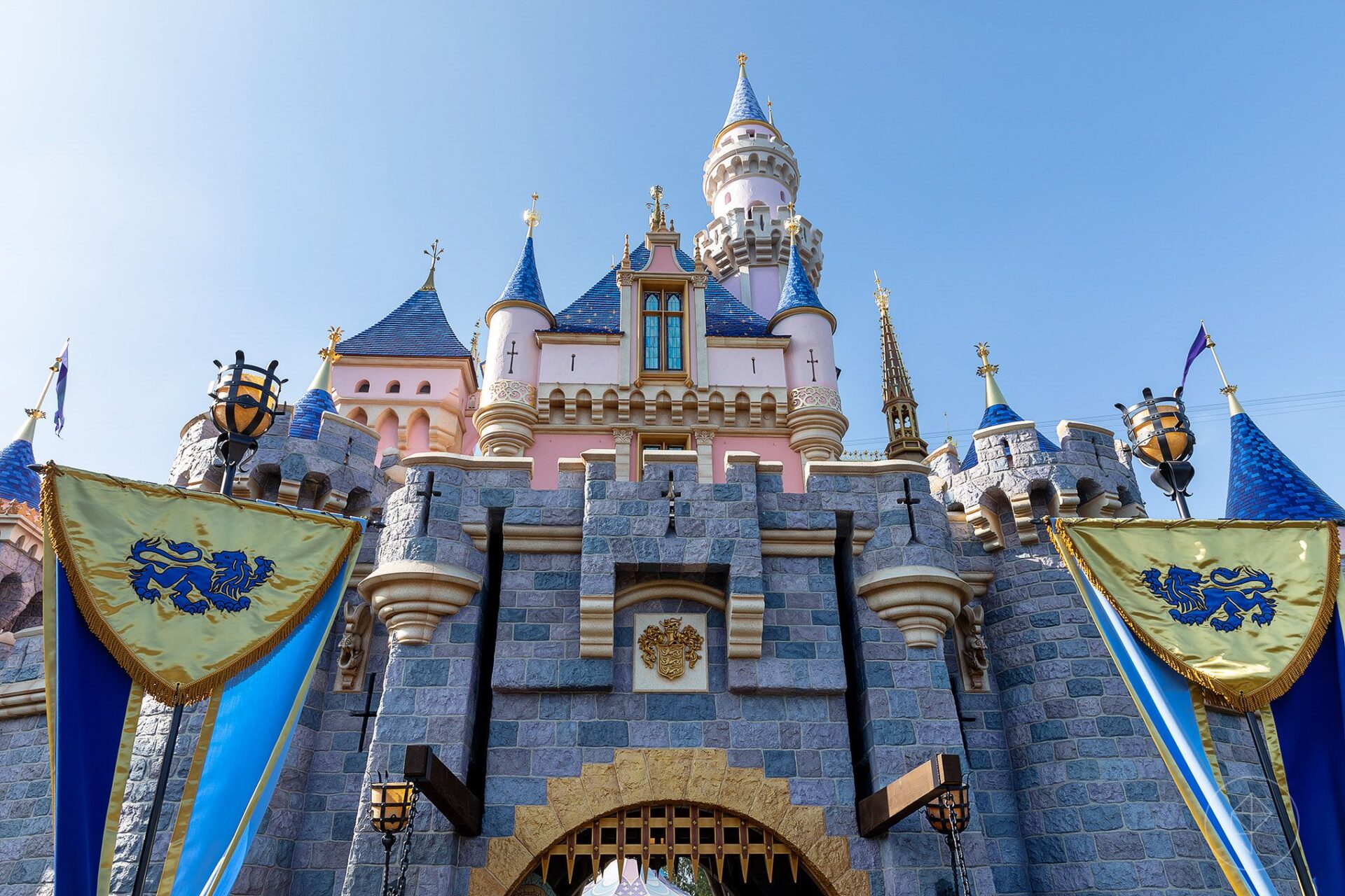 The Official Disney ‘RollerCoaster Tycoon’ Dream Might Be Coming True The Official Disney ‘RollerCoaster Tycoon’ Dream Might Be Coming True